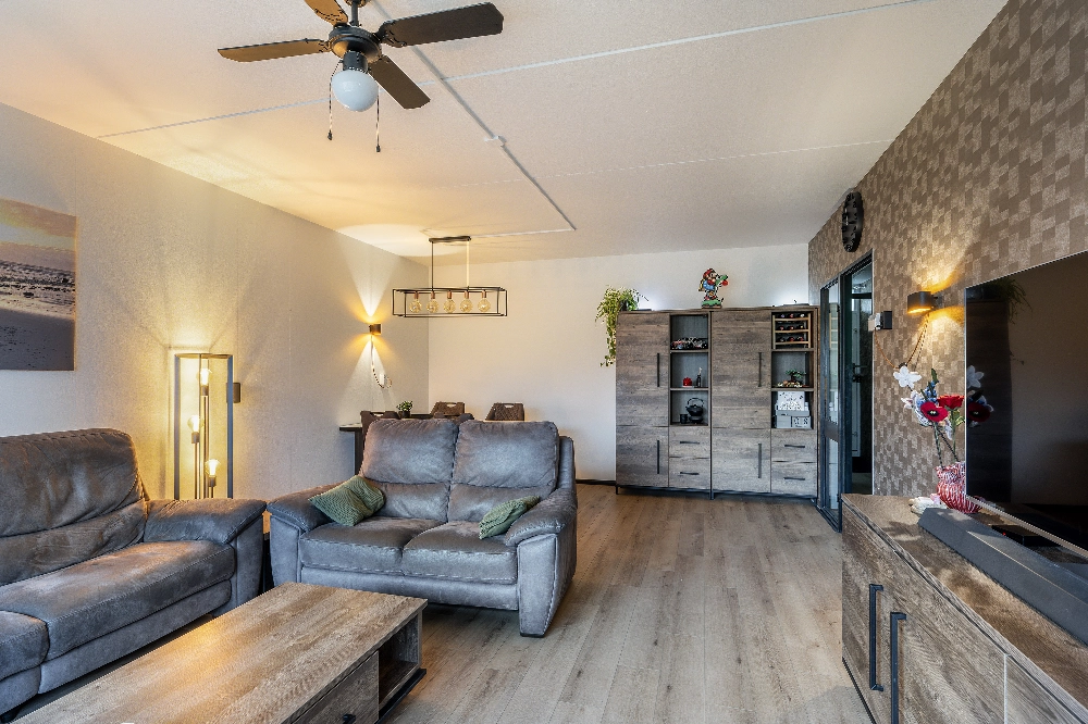 Bachplein 344 foto 3