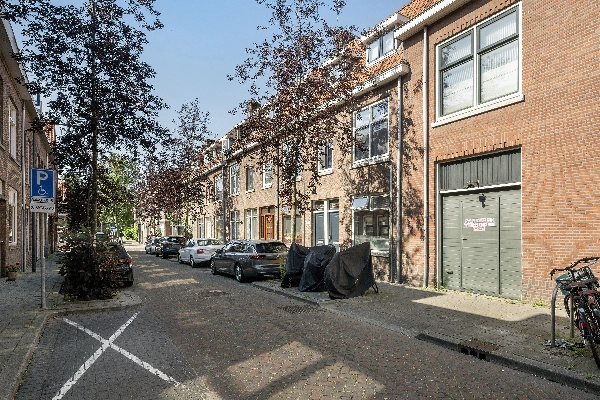 Jacob van Lennepstraat 21