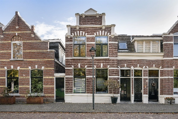 Hofsingel 32