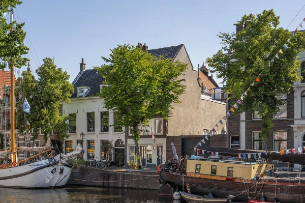 Lange Haven 96