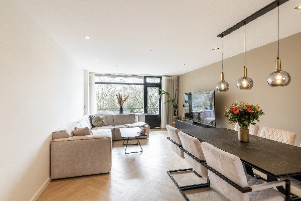 Schubertplein 43